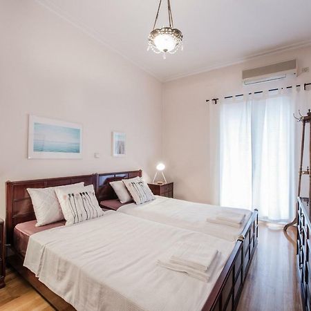 Retro Apartment At Trendy Exarcheia Athens Exterior photo